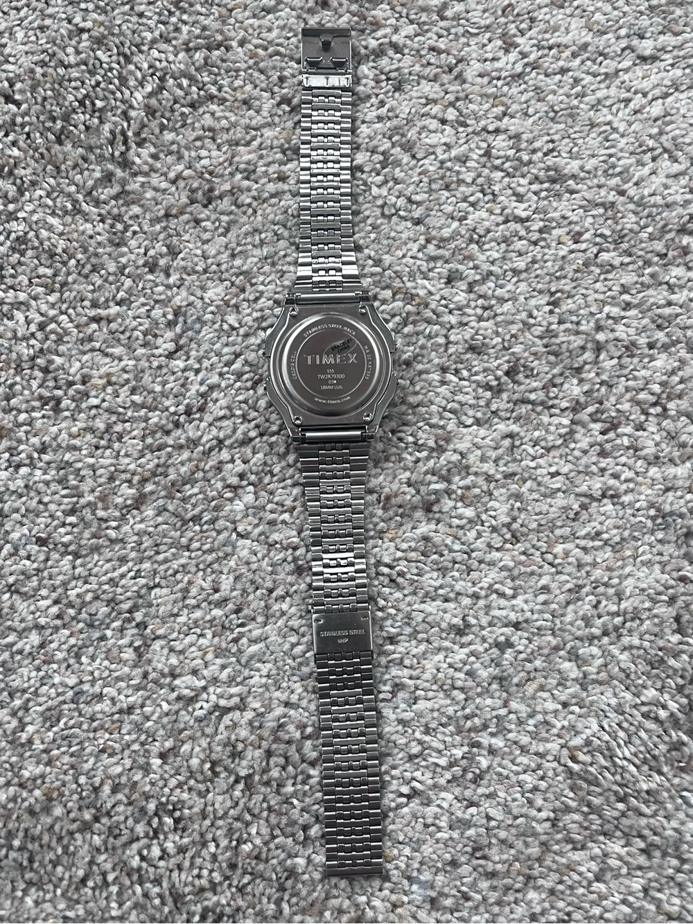 Timex T80 34mm Stainless Steel Bracelet - Picture 3 of 7